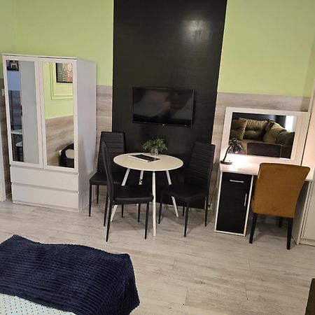 Eldom-Noclegi Rogozinska 29E Wągrowiec Extérieur photo