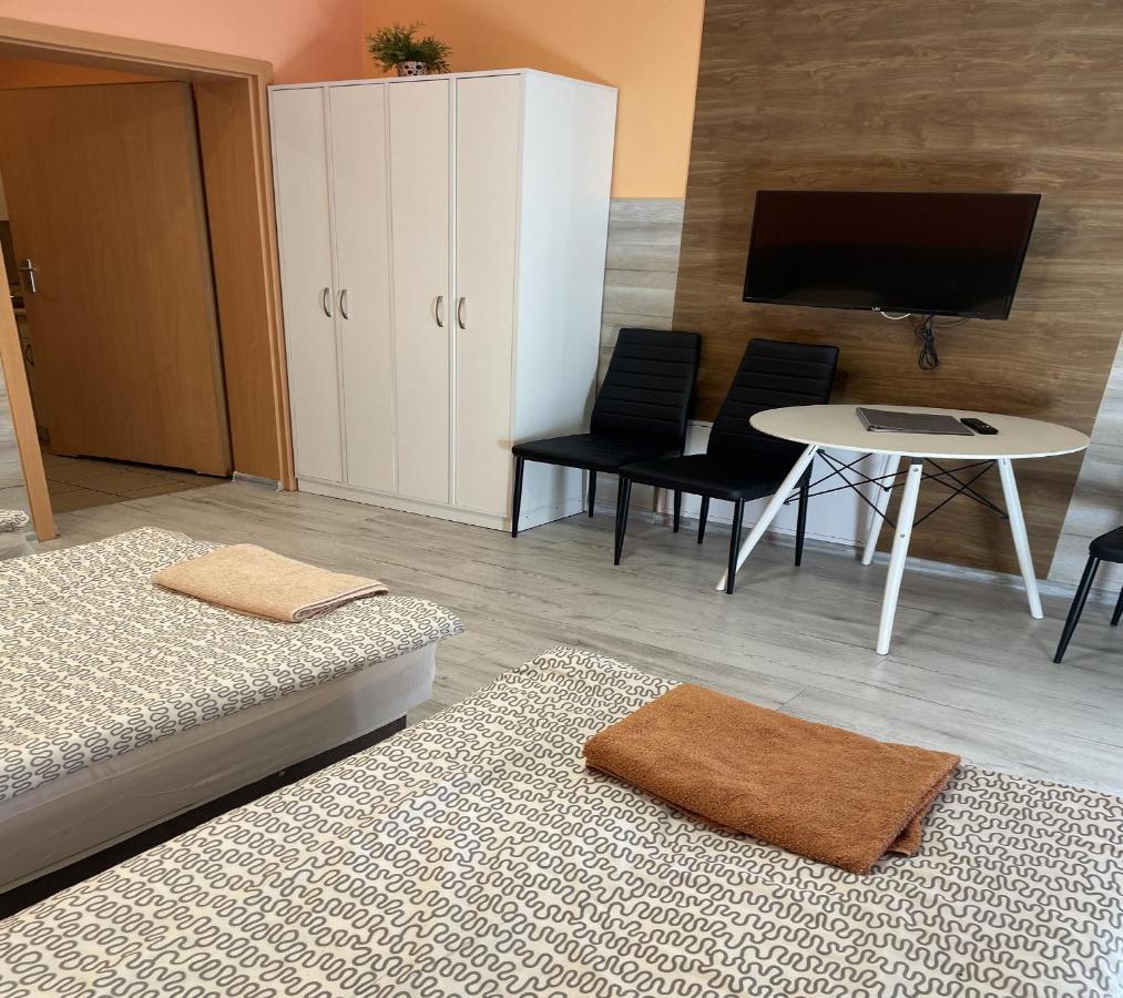 Eldom-Noclegi Rogozinska 29E Wągrowiec Extérieur photo