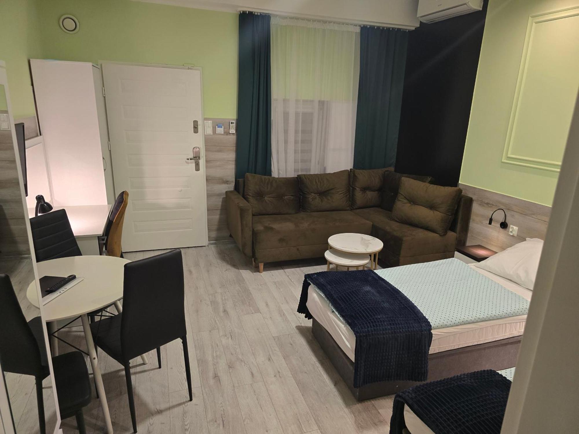 Eldom-Noclegi Rogozinska 29E Wągrowiec Extérieur photo